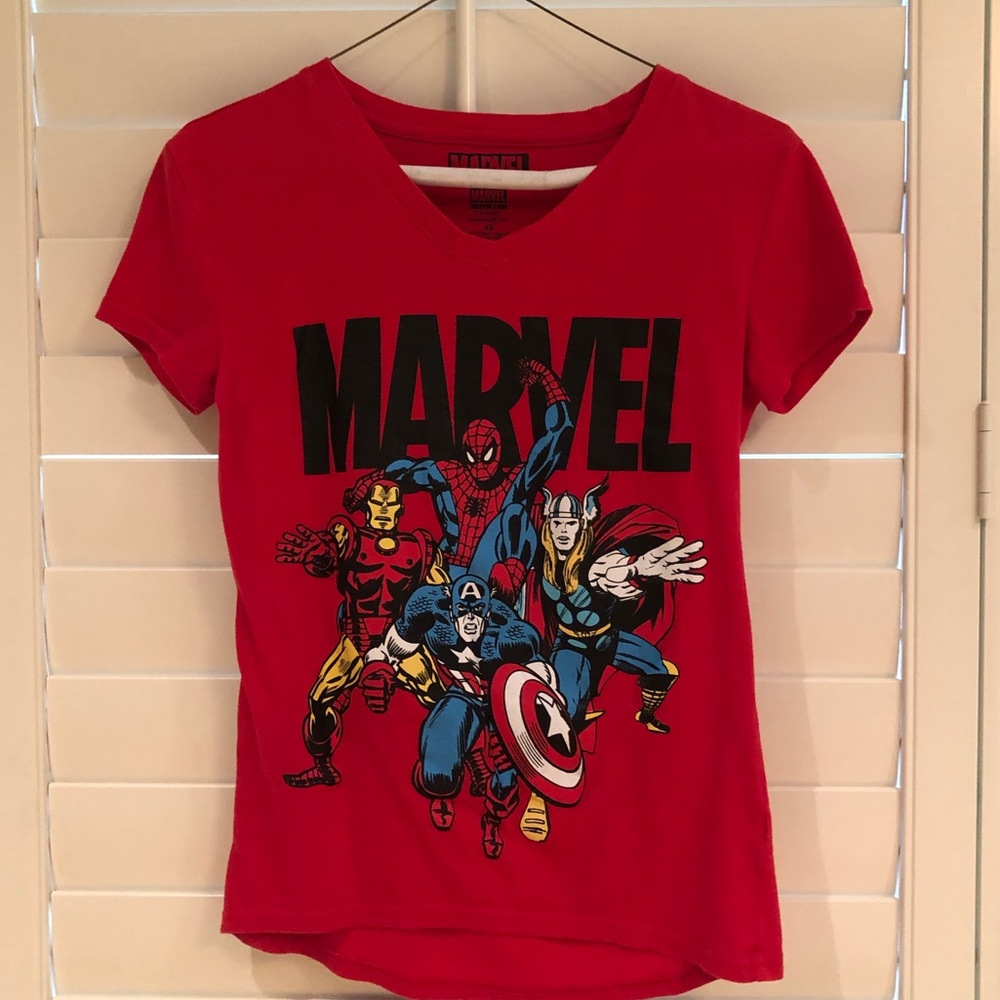 Women’s marvel shirt
